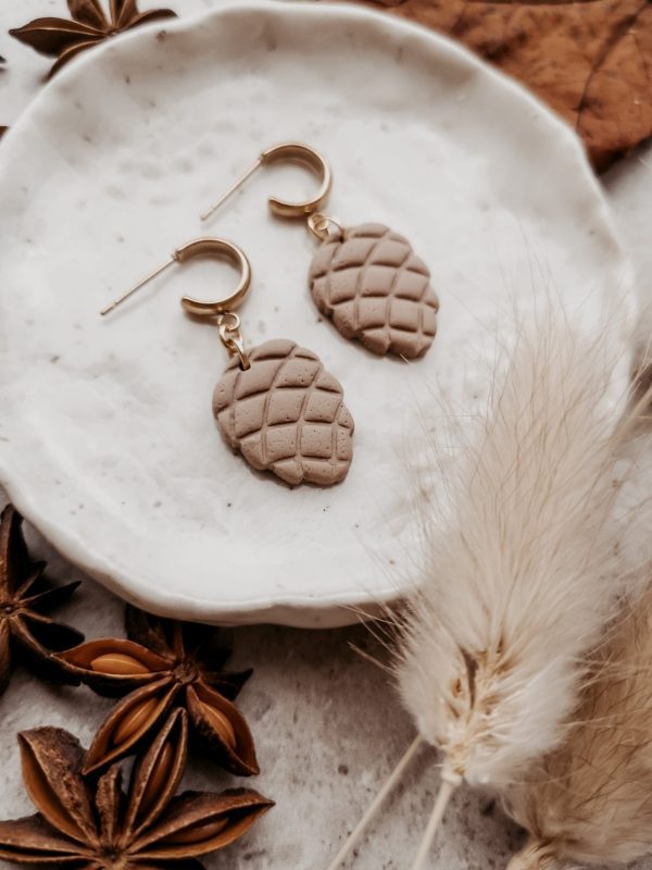 wild eden handmade polymer clay earrings handmade jewellery new zealand cottage core spring winter summer cute earrings